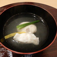 口福 みなみ - 蓮根真薯と天然クエの椀