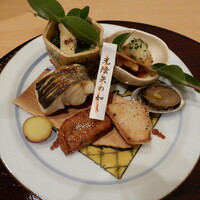 口福 みなみ - 八寸（ヒラスズキ，とこぶし，あん肝ポン酢，海老芋，生麩照り焼き，鳴門金時蜜煮，小松菜）