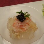 Musshu - 前菜・アサリのジュレとと蟹