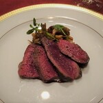 ムッシュ - メインの肉・エゾシカのフィレ