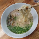 麺謹製3L's - 麺のリフトアップ