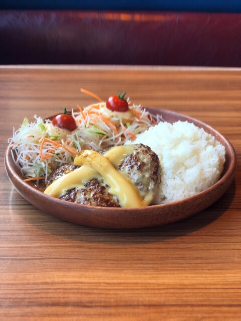 創業51年 ビクドンでランチ By 安倍太郎 びっくりドンキー 西多賀店 富沢 ファミレス 食べログ 創業51年 ビクドンでランチ By 安倍太郎 びっくりドンキー 西多賀店 富沢 ファミレス 食べログ