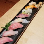 魚家 - 握り寿司10貫　2000円