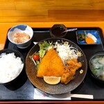 鮨一藤 - ミックスフライ定食(あじ・とりから)