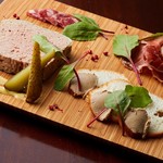 Assorted charcuterie