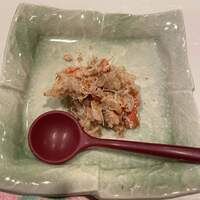 龍寿し - メガニの身と味噌と内子をシャリで和えたお寿司。うめぇんだまたコレが。