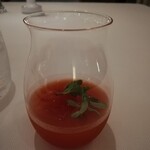 シルー - ペアリング③ウォッカベースでトマトのエキス、卵白、シークワーサー　のカクテル