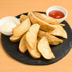カフェ&バー やちぼうず - 料理写真:フライドポテト