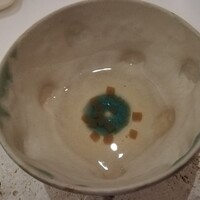 シルー - シェフからのウェルカムドリンク
                      さんぴん茶とサトウキビをゼリー状にしたもの
                      →ほんのり甘さとジャスミンの香りのする