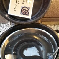 入谷鬼子母神門前のだや - 2019/6/26　離れへの玉砂利の上に