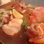 UOKIN PICCOLO - 定番♪　鮮魚のカルパッチョ　￥６８０