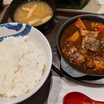 松屋 - ビーフシチュー定食（ご飯大盛同料金）