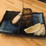 Sakemasu - 佐渡産天然ぶりの塩焼き 680円