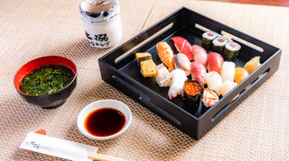 Sushi nanakarage - ランチにぎり15貫