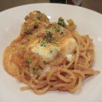 小さな街の食堂 cafe MISTY - モッツアレラチーズのトマトクリームパスタ