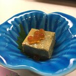 Sushi Jin - 牡蠣豆腐（牡蠣の卵豆腐）！これで日本酒スイッチがオン（雁木ひやおろし）