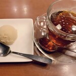 メヒコ つくばフラミンゴ館 - 食後のデザートとHOTティー