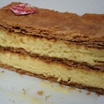 122323975 - ミルフィーユ　ヴァニーユ