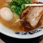 濃厚煮干しラーメン 麺屋 弍星 - チャーシュー