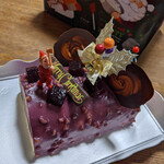 パティスリー イケダ - 『フロマージュ・カシス　12cm 』　2,500円 ＋ tax