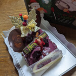 パティスリー イケダ - 『フロマージュ・カシス　12cm 』　2,500円 ＋ tax