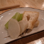 栃尾揚げと山菜の煮浸し