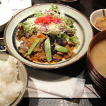 海遊山楽 ゆう - 日替わり肉御膳（８５０円）