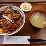 蝦夷前そばと豚丼 北堂 - 豚丼(ミックス)  @930円(2019.12)