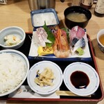 Marutomi Shokudou - 定食。