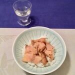 越後村上 うおや - 炊き立てのご飯に載せてもコピリンコ(©︎小泉武夫センセ)