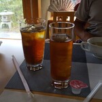 Suriran Kaka Re Eijima - ウーロン茶 ＆ 紅茶 (アイス)