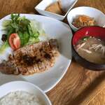 Shun Sai Tori Dori - 豚ステーキ定食 850円