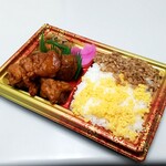 いい菜&ゼスト - 二色そぼろの鶏づくし弁当378円
