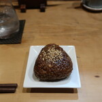 奈良 - 炊き込みご飯のおにぎり