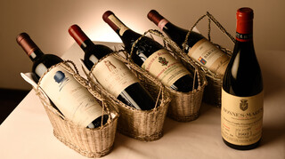 La Tourelle - 赤ワイン フランス産以外も豊富な品揃え