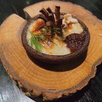 ラ・ボンヌターブル - 