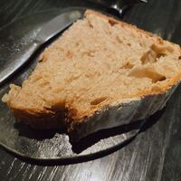 ラ・ボンヌターブル - 