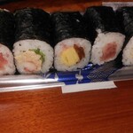 Apita Toyamaten - 中巻き寿司三種盛り