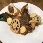 ナガタ店 - ○スープ（③の皿）・本日の魚介のサフランスープ仕立て