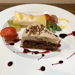 ナガタ店 - ○ドルチェ（⑤の皿）・カスタード春巻き・マロンティラミス風