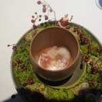 レスピラシオン - 後ろに隠れていた恥ずかしがり屋のサンタさん