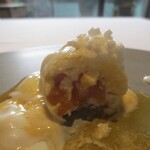 レスピラシオン - 液体窒素で冷やしたヨーグルトをかけたところアップ、化学反応が起こっているようです!