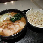 つけ麺 桜みち - 黒味噌ラーメン+もやし