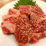 焼肉工房もく - 黒毛牛トモバラ