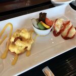 中国料理 カリュウ(ヨコハマ グランド インターコンチネンタル ホテル) - 大海老の二色マヨネーズソース和和え　マンゴー&ベーリーソース　　2019.12