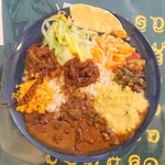 ロイヤルグリーン レストランアンドバー - 日替わりのマトンカレー(上から)