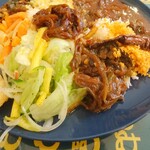 ロイヤルグリーン レストランアンドバー - 日替わりのマトンカレー(マリネ、ココナッツサンボルなど)