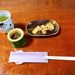 玄鹿 - （2019年4月下旬）
      水蕎麦と蕎麦あられ