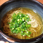 玄鹿 - （2019年4月下旬）
      温かけ蕎麦（吟醸）