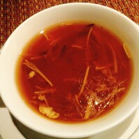 中国レストラン 蘇州 - キノコの茶碗蒸しスープ